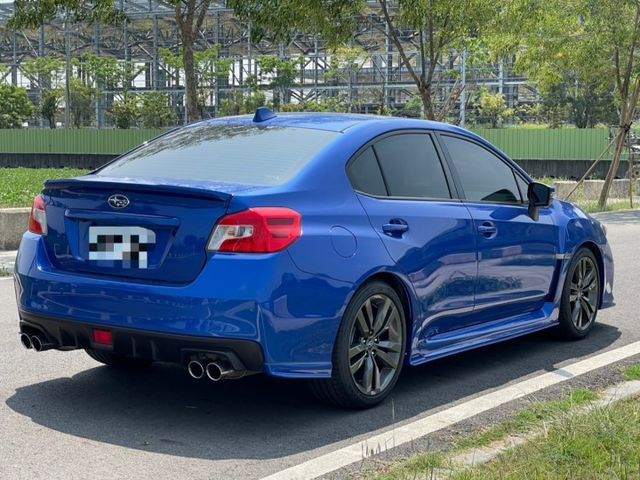 2016 Subaru WRX 2.0渦輪+四驅 僅跑10.6萬而已 里程保證 保證無重大事故 無泡水 已認證 改裝排氣  第3張相片