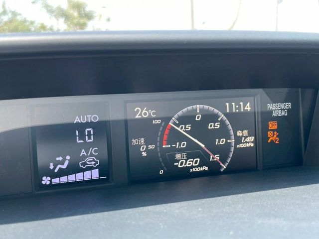 2016 Subaru WRX 2.0渦輪+四驅 僅跑10.6萬而已 里程保證 保證無重大事故 無泡水 已認證 改裝排氣  第14張相片