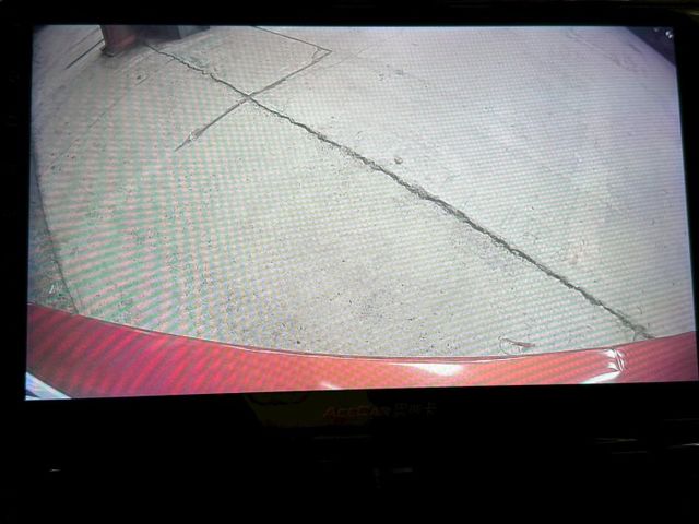 2014 Toyota Yaris 歐戀橘 僅跑10.8萬、原版件、無泡水 重點配備：安卓機、倒車顯影  第6張相片