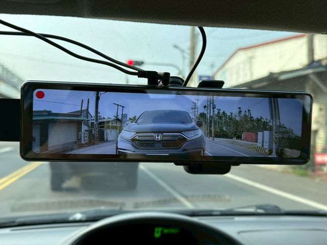 2006 Toyota VIOS 香檳色 僅跑11.9萬、原版件、無泡水 已加裝行車記錄器前後錄，通勤代步真安心  第6張相片