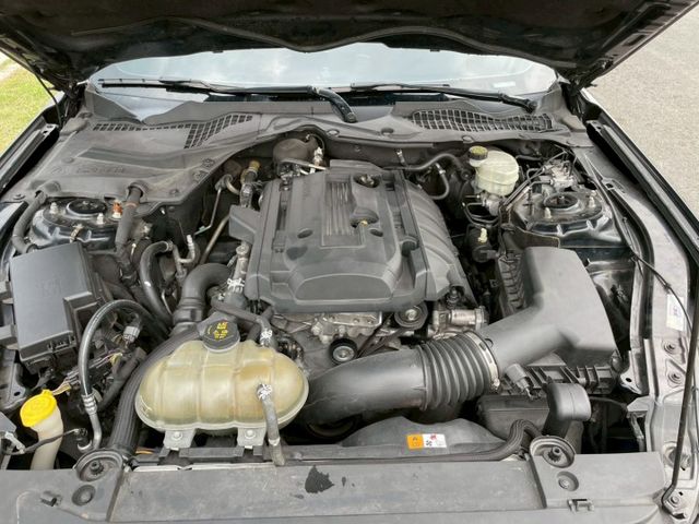 2017 Ford Mustang 2.3T 黑 僅跑10.7萬 里程保證 保證無重大事故 無泡水 重點配備（依實車為  第10張相片