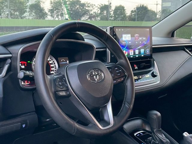 2020 Toyota Altis 1.8 保證里程、無重大事故、無泡水 重點配備：一鍵啟動、摸門解鎖、恆溫空調  第6張相片