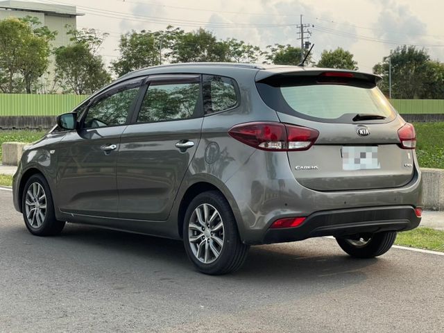 2019 Kia Carens CRDi 5人座 僅跑13萬 里程保證 保證無重大事故 無泡水 重點配備（依實車為主 倒  第2張相片