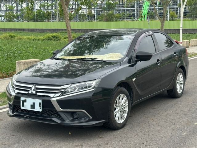 2017 Mitsubishi Grand Lancer 1.8 保證里程、無重大事故、無泡水 重點配備：安卓主機、倒車  第1張相片