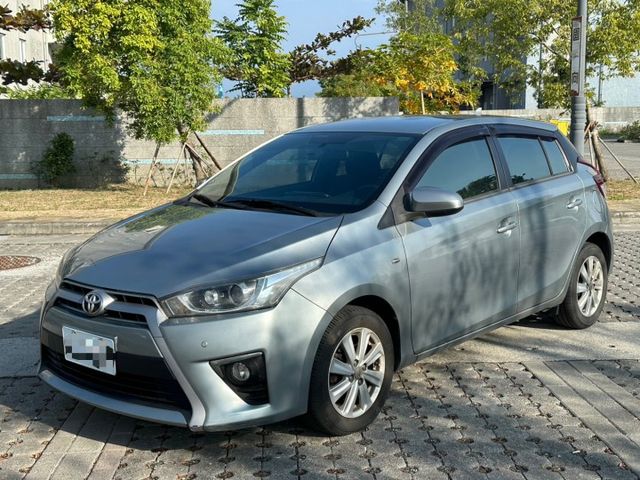 2015 TOYOTA YARIS 1.5 -里程僅跑9.5萬公里 里程保證- -原版件 可認證 保證無重大事故- -內  第1張相片