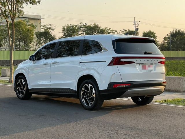 2024 Hyundai Custin 1.5T GLT-B 僅跑3.1萬 里程保證 原版件 保證無重大事故 無泡水 重  第3張相片