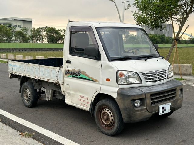 冷氣很涼！冷氣很涼！ 2010 Mitsubishi Veryca貨車1.3 還跑不到20萬！保證里程、無重大事故、無泡  第2張相片