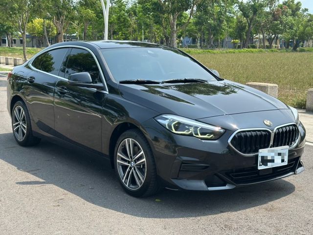 2021 BMW 218 Gran coupe 1.5 保證里程3.6萬、原版件、無泡水 標配5AU、車內配備齊全，專為  第2張相片