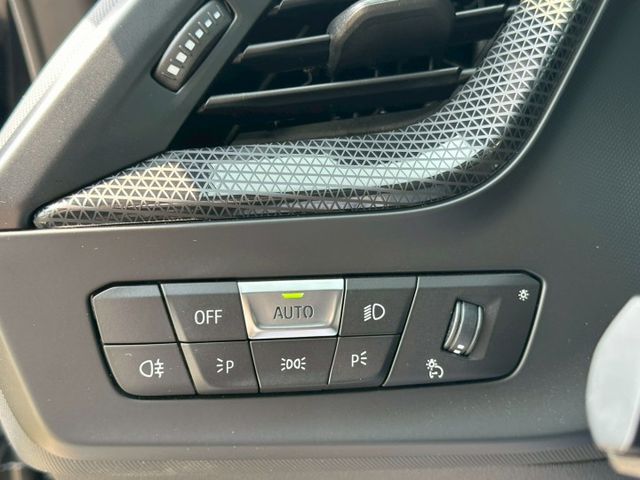 2021 BMW 218 Gran coupe 1.5 保證里程3.6萬、原版件、無泡水 標配5AU、車內配備齊全，專為  第12張相片