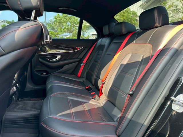 2017 Mercedes Benz E43 3.0 4MATIC 才跑5.3萬保證里程、原版件、無泡水  第8張相片