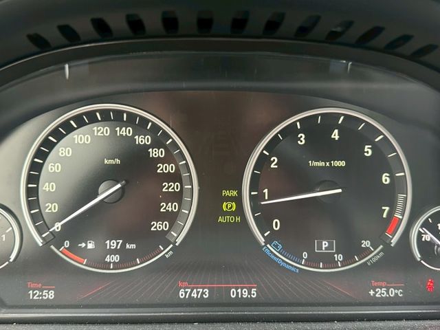 2012 BMW 730i 黑 才跑6.7萬保證里程、無重大事故、無泡水 重點配備：通風記憶座椅、四驅恆溫空調、車門電動  第11張相片