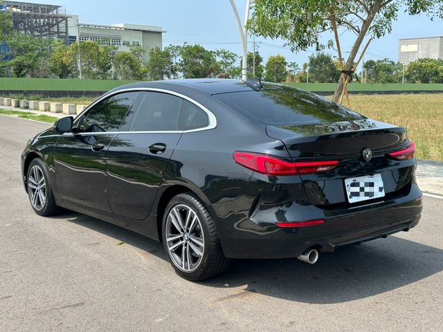 2021 BMW 218 Gran coupe 1.5 保證里程3.6萬、原版件、無泡水 標配5AU、車內配備齊全，專為  第4張相片