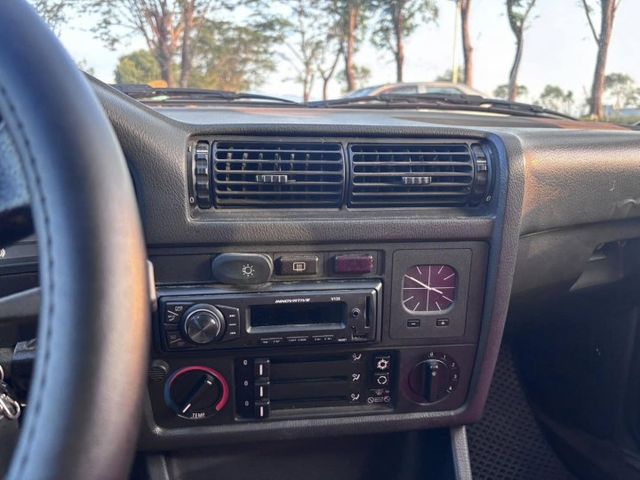 (經典ˇ老車ˇ)1989 BMW E30 316i 原廠手 無引擎號碼 內行看門道!!!  第7張相片