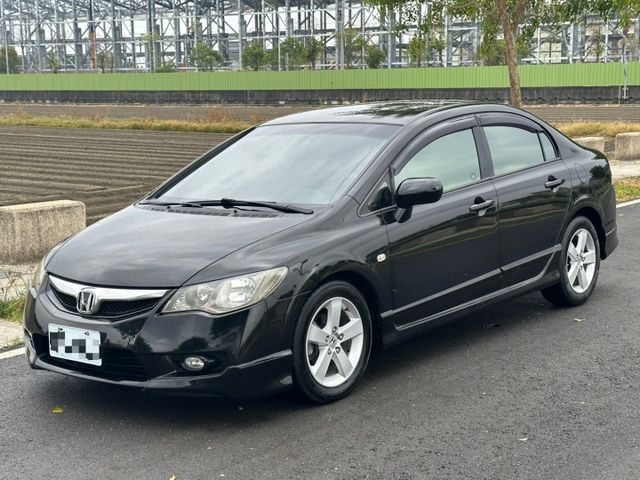 2011 Honda civic K12 VTI黑 里程保證12.8萬、無泡水、無重大事故 重點配備：安卓機、倒車顯影  第1張相片