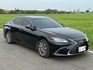 2022 Lexus ES200  保證里程、原版件、無泡水 內外氣氛極佳 等你來賞車~  第2張縮圖
