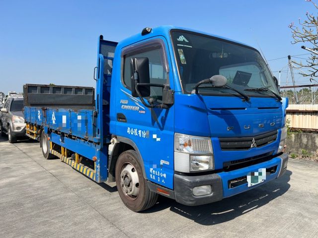 2014 FUSO 間達 6.9噸 里程僅跑23.4萬公里 全車原版件 17呎貨斗 一寸長一寸強 17尺長好強好強  第2張相片