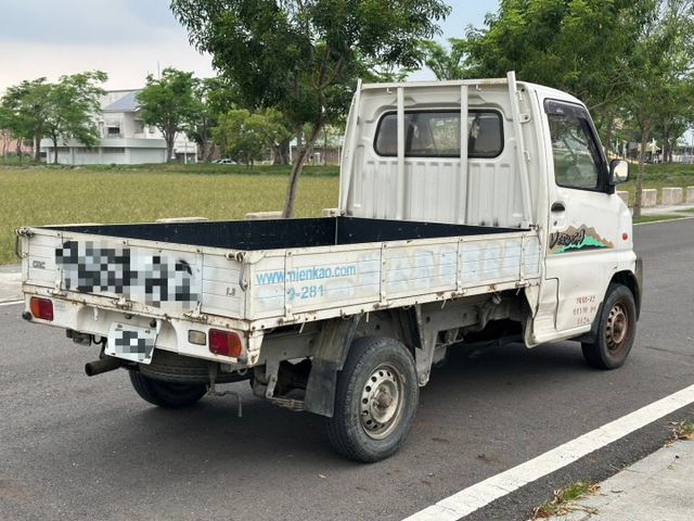 冷氣很涼！冷氣很涼！ 2010 Mitsubishi Veryca貨車1.3 還跑不到20萬！保證里程、無重大事故、無泡  第3張相片