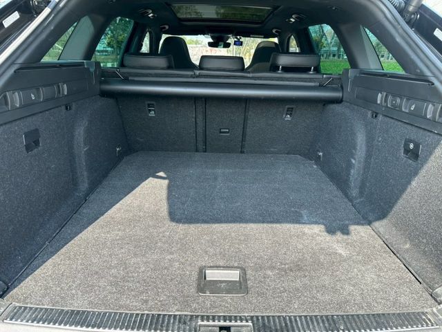 2023 Skoda Superb Combi 2.0 TSI Sportline  獨具風格旅行車  第12張相片