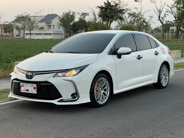2020 Toyota Altis 1.8 保證里程、無重大事故、無泡水 重點配備：一鍵啟動、摸門解鎖、恆溫空調  第2張相片