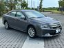 2013 Toyota Camry 2.5油電 僅跑8.9萬保證里程、無重大事故、無泡水 重點配備：一鍵啟動、摸門解鎖  第1張縮圖