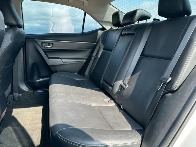 2014 Toyota Altis 1.8 僅跑8萬保證里程、原版件、無泡水 重點配備：定速系統、恆溫空調  第8張相片