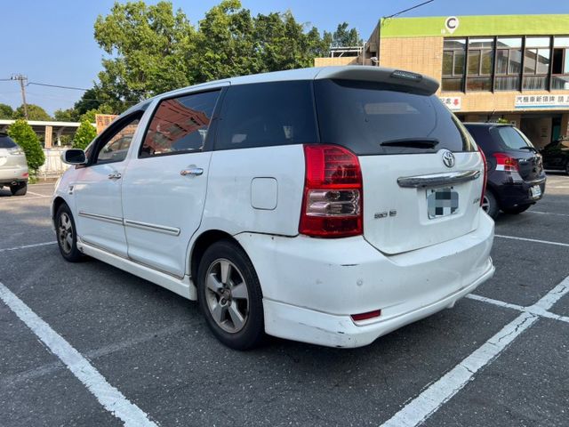 2004 Toyota Wish 2.0G 才跑10萬！里程保證、無重大事故、無泡水 釣魚人、做工作、載東載西  第4張相片