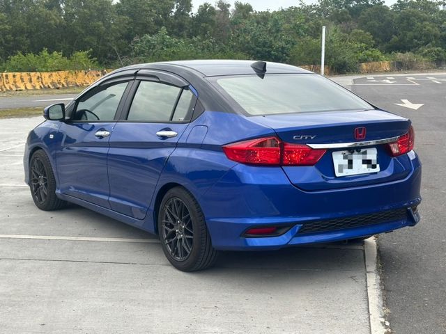 2017 Honda City VTI-S 1.5 原版件、極低里程4萬公里、無泡水 內外氣氛極佳、安卓機含CarPla  第4張相片