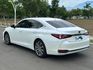 2018 Lexus ES250 炫彩白（原色極光鈦） 保證里程9.5萬、無重大事故、無泡水 重點配備：跟車定速系統、雙  第4張縮圖