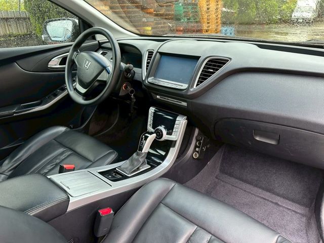 讓我來為你遮風擋雨2013 Luxgen S5 1.8 Turbo｜絕版出清價  第3張相片