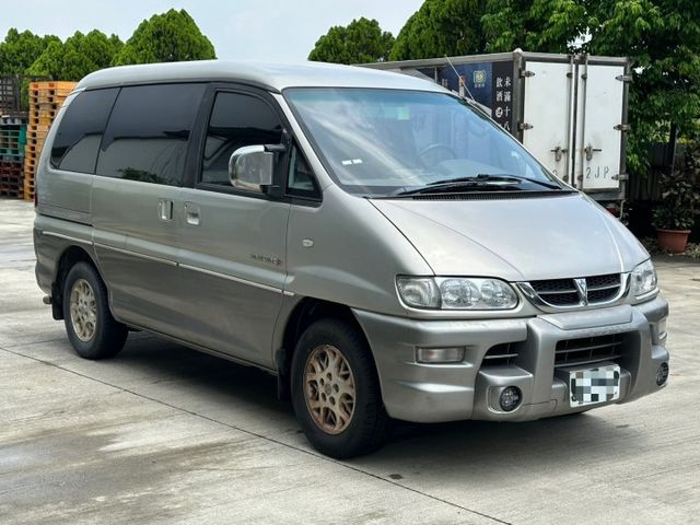 2000 Mitsubishi Space gear 2.4 七人座 僅跑十萬出頭保證里程 水路大整理過，買到賺到  第4張相片