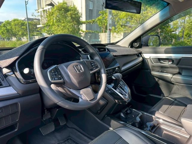 2018 Honda CRV VTI-S 1.5 石墨綠 僅跑7.1萬保證里程、原版件、無泡水 重點配備：恆溫空調、倒車  第7張相片