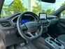 2023 Ford KUGA 2.0 4WD ST-Line 僅跑5.4萬保證里程、原版件、無泡水 重點配備：換檔撥片  第6張縮圖