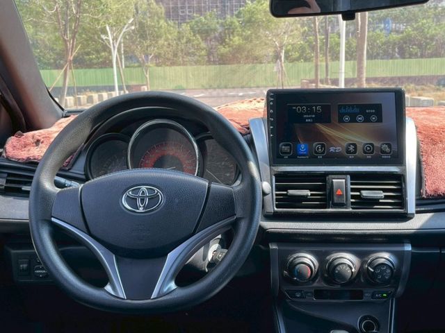 2016 Toyota Yaris 1.5 白 僅跑24萬 里程保證 無泡水 正常保養 代步 省稅 好保養 安卓機/倒車  第7張相片
