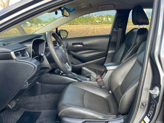 2021 Toyota Altis 1.8汽油 雲河灰 僅跑12萬公里 里程保證 保證無重大事故 無泡水 重點配備（依實  第7張相片