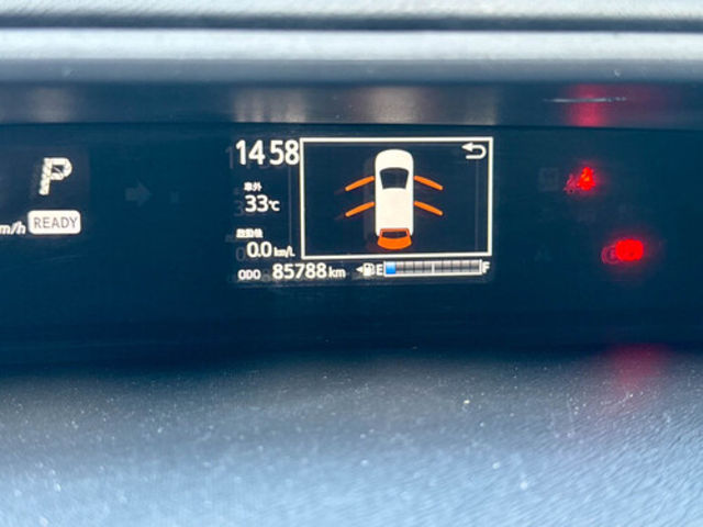 TOYOTA豐田 PRIUS C  第9張相片