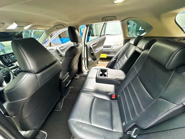 TOYOTA豐田 RAV4  第14張相片