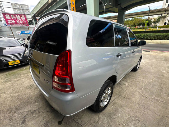 TOYOTA豐田 INNOVA  第3張相片