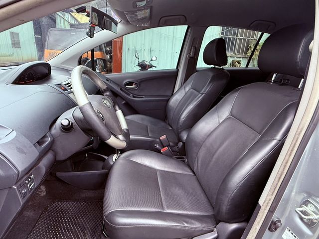 TOYOTA豐田 YARIS  第13張相片