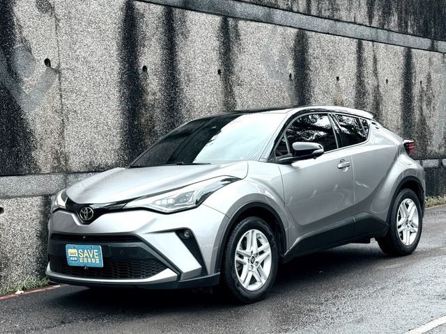 TOYOTA豐田 C-HR  第1張相片