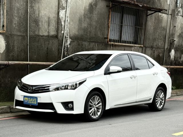 TOYOTA豐田 ALTIS  第1張相片