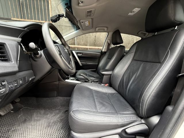 TOYOTA豐田 ALTIS  第11張相片