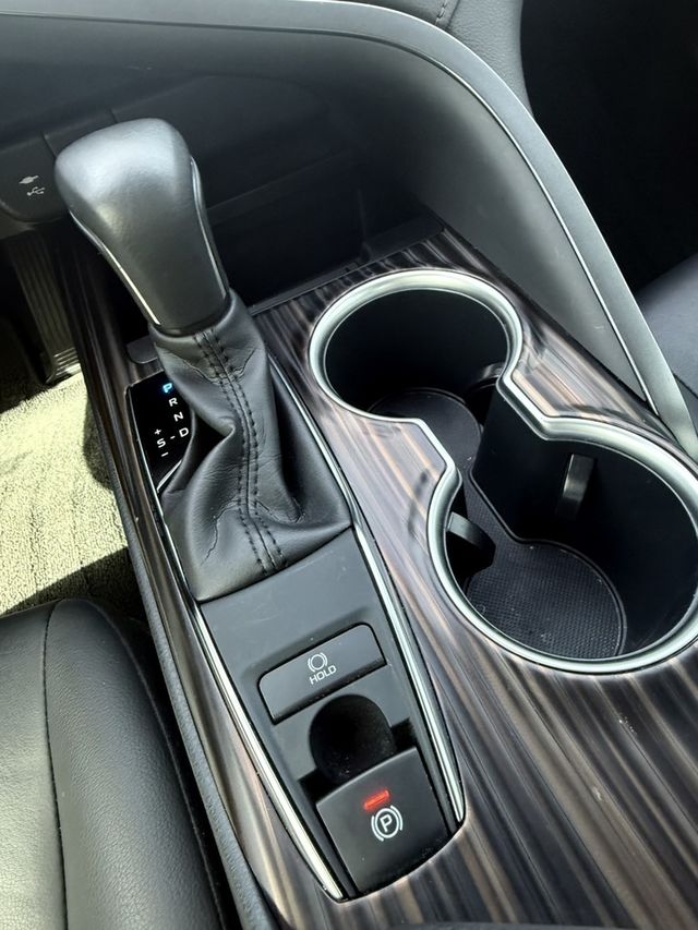 TOYOTA豐田 CAMRY  第9張相片