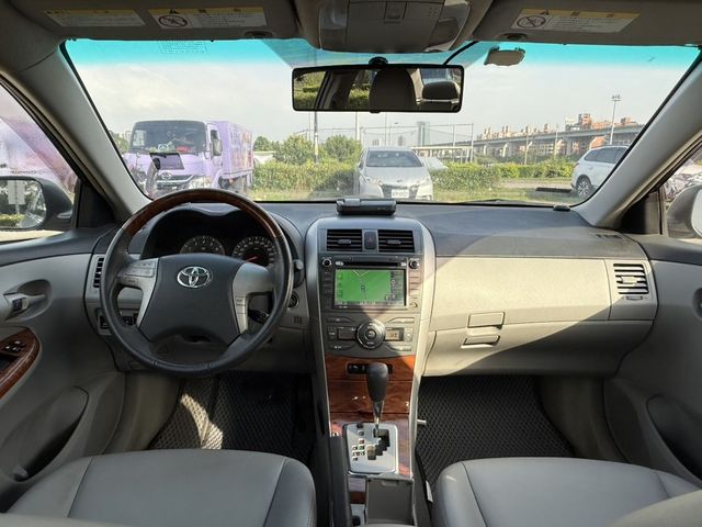TOYOTA豐田 ALTIS  第7張相片