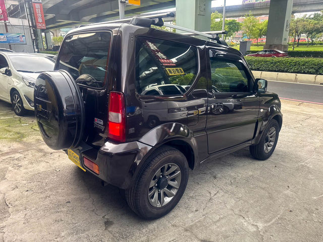 SUZUKI鈴木 JIMNY  第3張相片