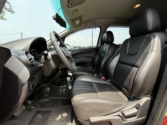 MITSUBISHI三菱 COLT PLUS  第4張相片