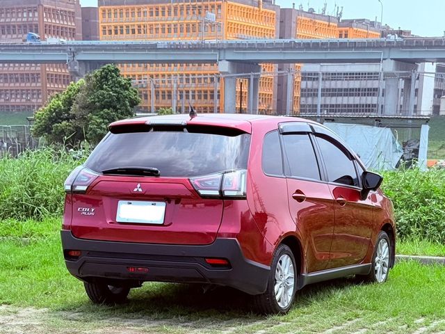 MITSUBISHI三菱 COLT PLUS  第12張相片