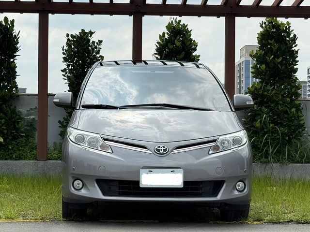 TOYOTA豐田 PREVIA  第2張相片