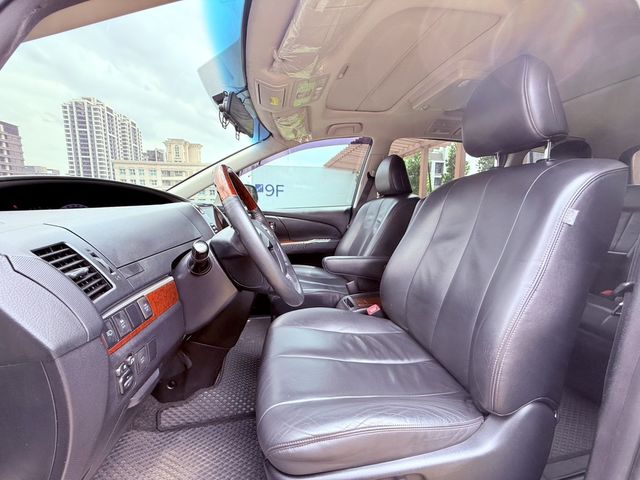 TOYOTA豐田 PREVIA  第5張相片
