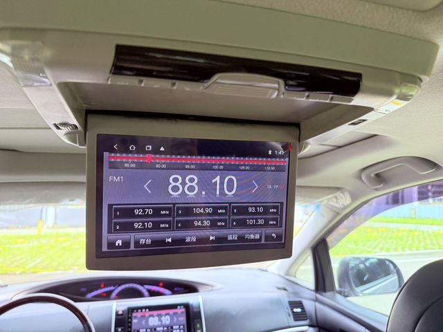TOYOTA豐田 PREVIA  第13張相片