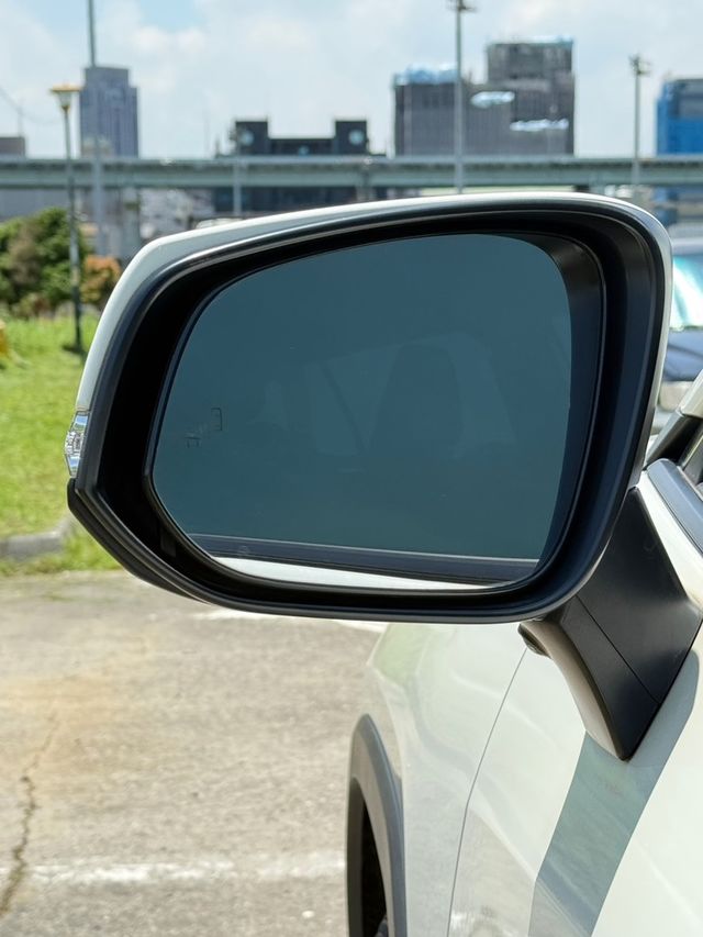 TOYOTA豐田 RAV4  第4張相片